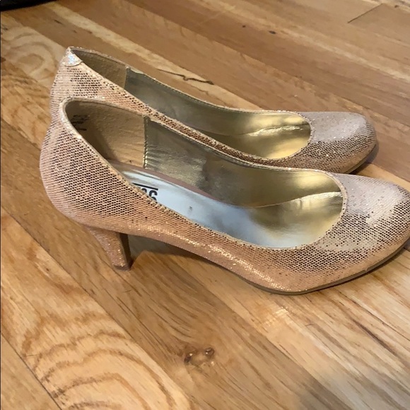 Good sequence pumps - Picture 2 of 4